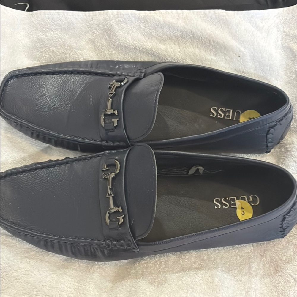 Guess dark navy blue Leather Loafers Slip-Ons (Never Worn)
